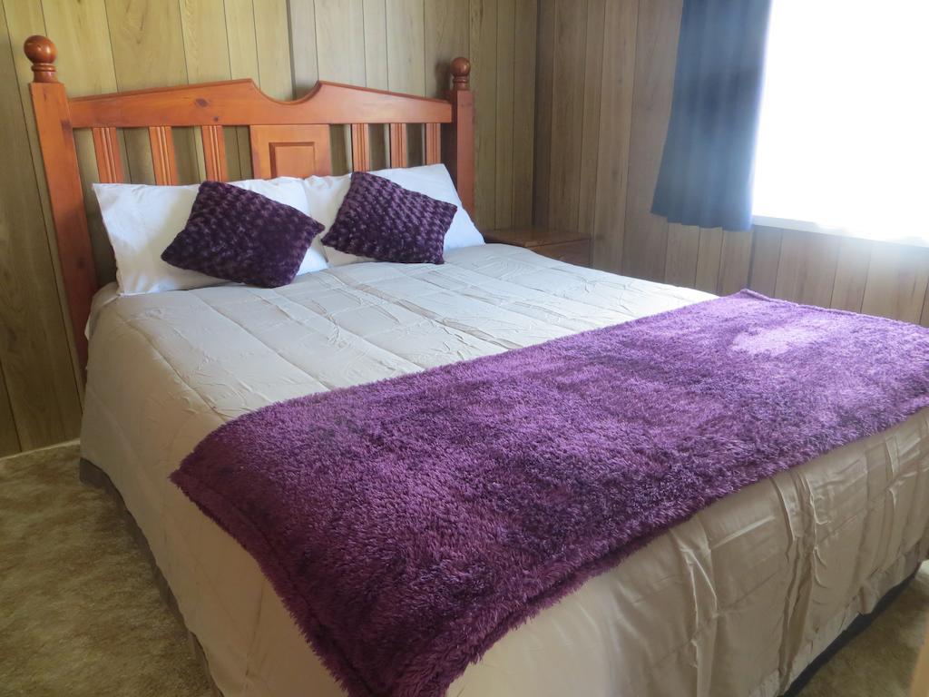 Big Bay Holiday Park Awhitu Rom bilde