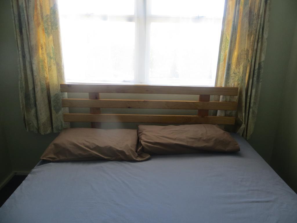 Big Bay Holiday Park Awhitu Rom bilde